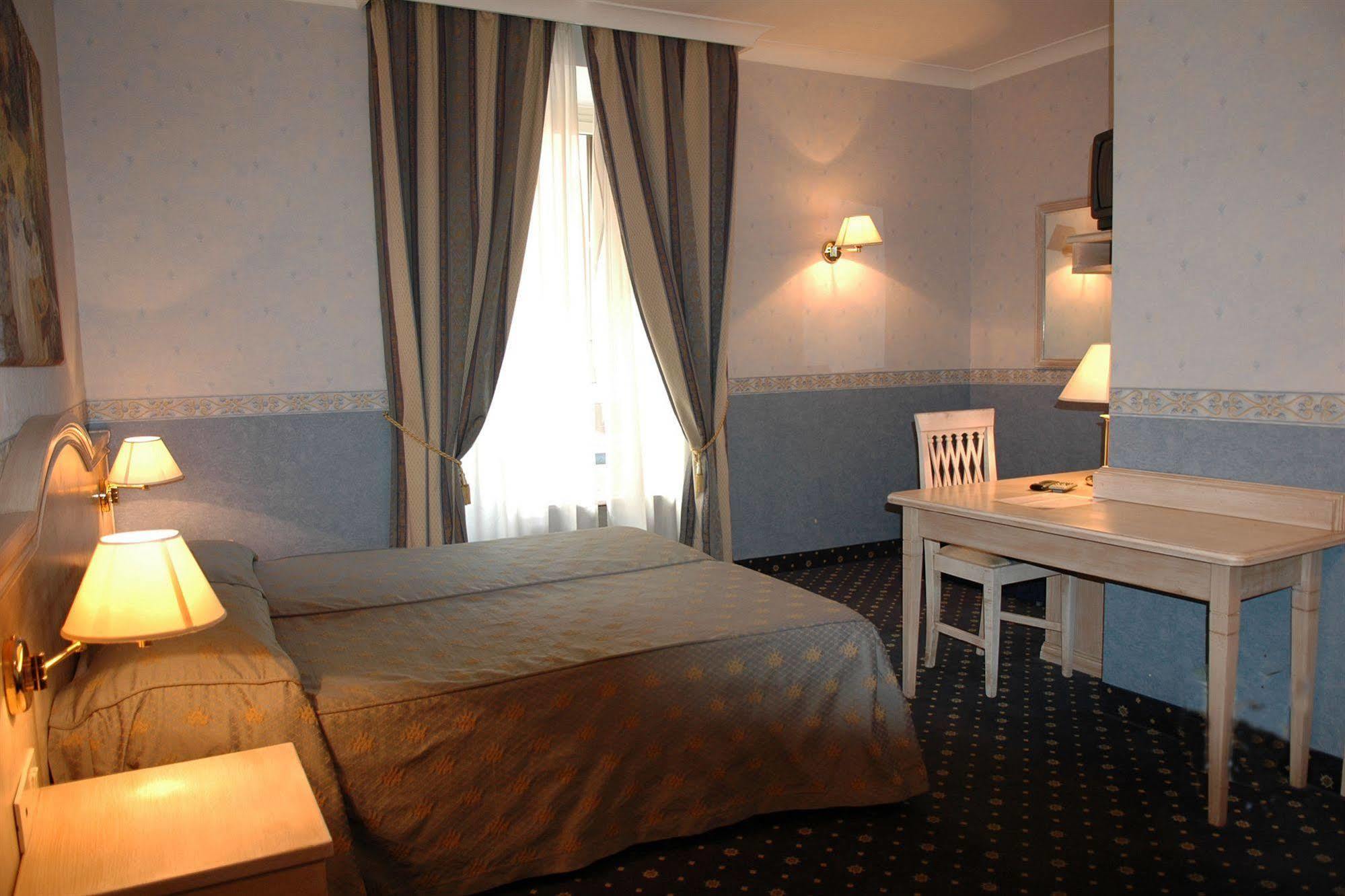 Bed and Breakfast Piccolo Imperiale Rzym Zewnętrze zdjęcie